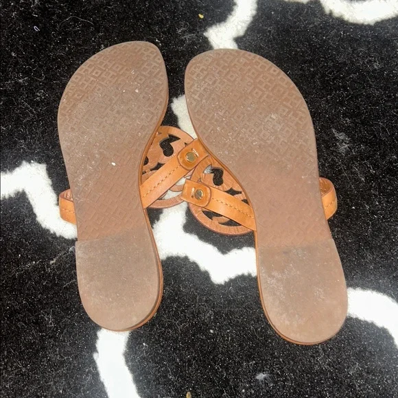 Tory Burch Tan Leather Thong Sandals - Picture 3 of 5